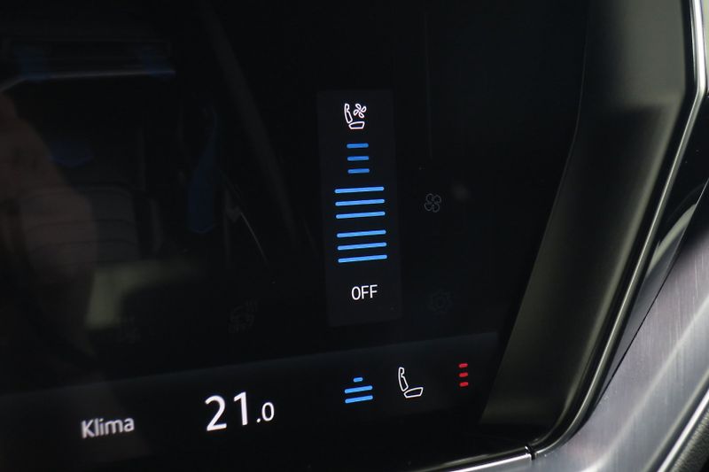 Volkswagen Touareg (2026) NEW Final Edition R Line 210kW - fotka 31 z 50