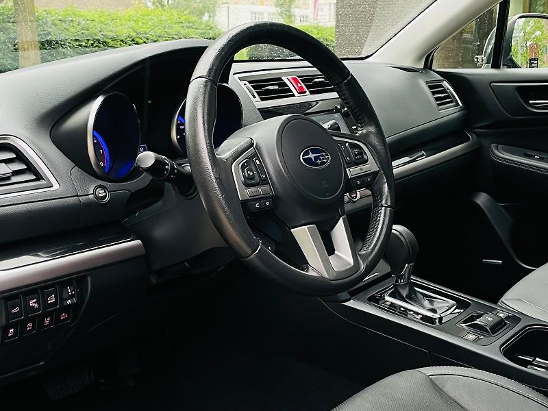 Subaru Outback 2.5i 4x4 AUT SERVISKA 1MAJITEL - fotka 27 z 49