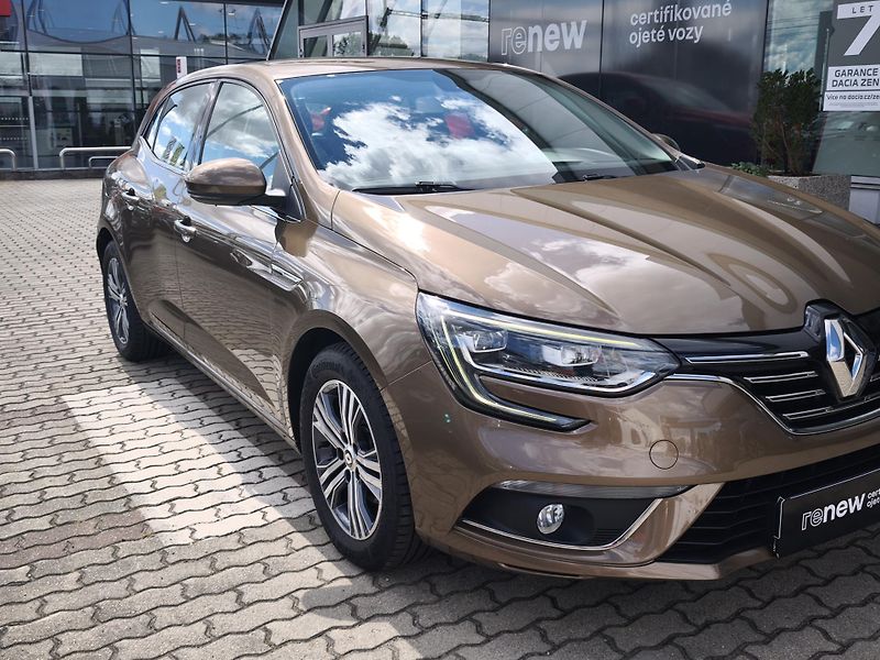 Renault Mégane 2016 ČR 1.5dCi 81kW EDC Intens - fotka 17 z 27