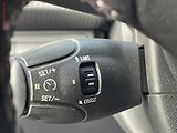 Peugeot 2008 (2018) 1.2 PT, Allure, AT, panor - náhled 14