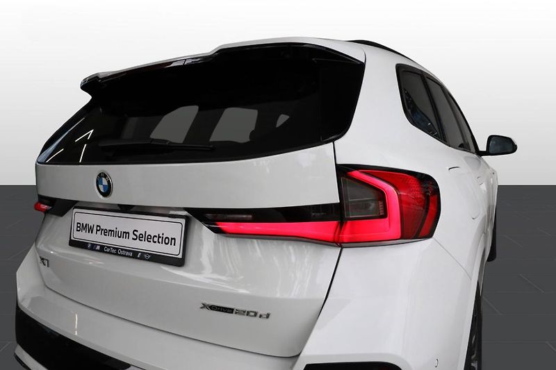 BMW X1 xDrive20d - fotka 17 z 26