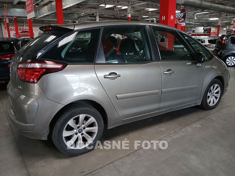Citroën C4 Picasso (2013) 1.6 HDI Comfort, AT, autoAC - fotka 2 z 3