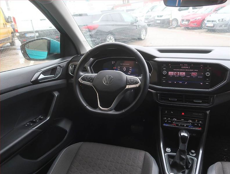 Volkswagen T-Cross (2023) 1.0 TSI - fotka 7 z 17