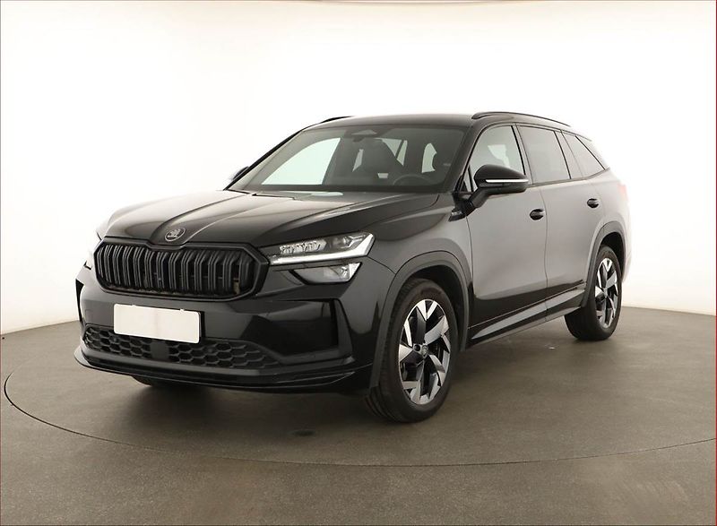 Škoda Kodiaq (2025) 2.0 TDI, Sportline - fotka 2 z 20