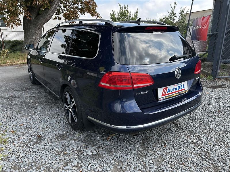 Volkswagen Passat 2,0 TDi 125kW DSG 4x4  Tažné - fotka 4 z 50