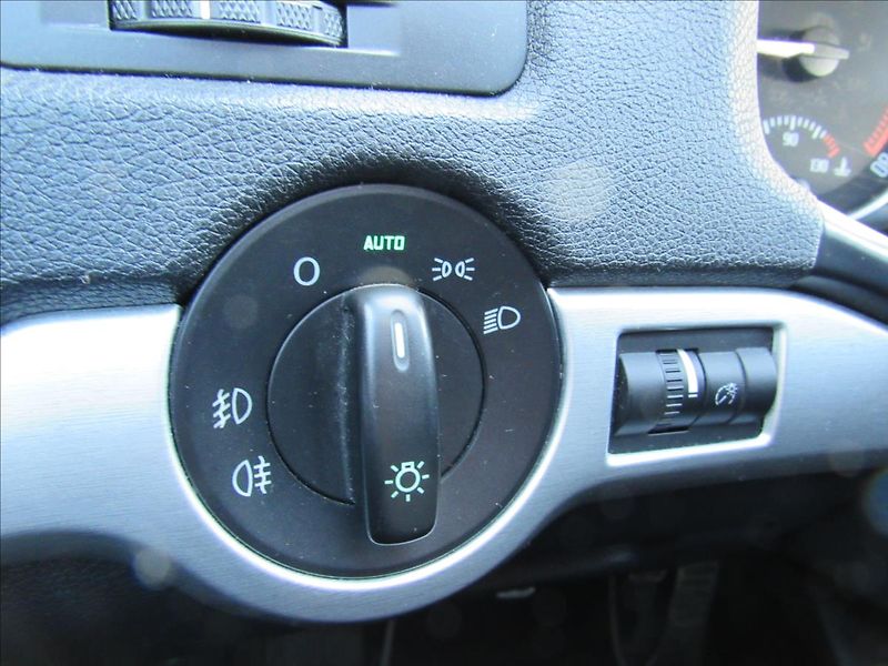 Škoda Octavia 2,0 TSI RS 147kW Combi - fotka 20 z 26