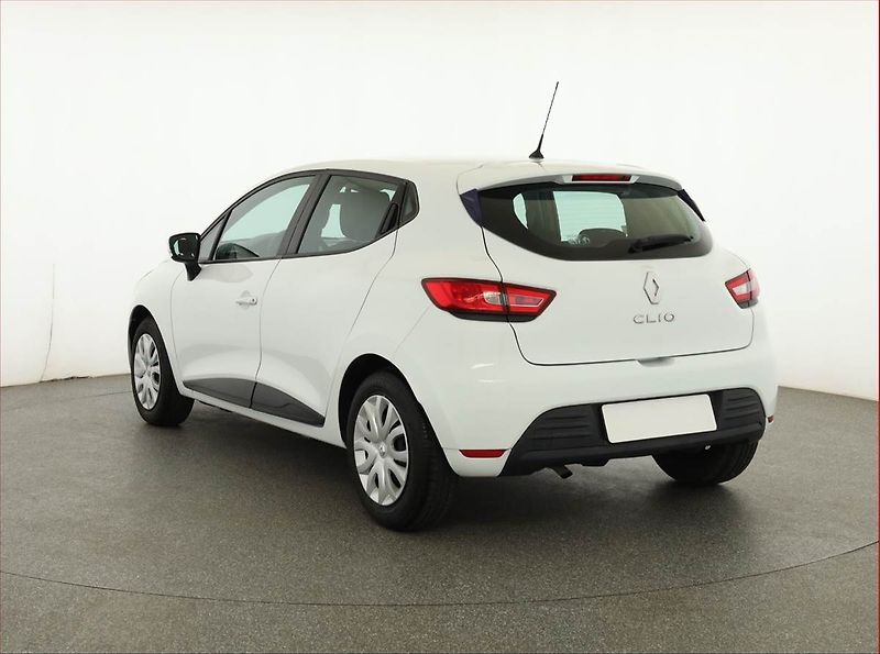 Renault Clio (2017) 1.2 16V, Tempomat - fotka 4 z 16
