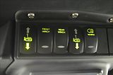 Land Rover Defender 2,5 130 Td5 90kW PO RENOVACI - náhled 24