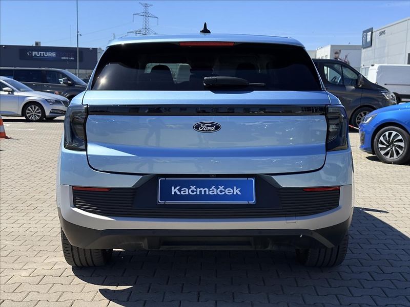 Ford Explorer BEV Premium 210kW - fotka 4 z 36