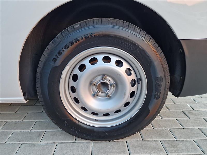 Opel Vivaro 1.5CDTI 88kW, původ ČR,1.Maj. - fotka 40 z 46