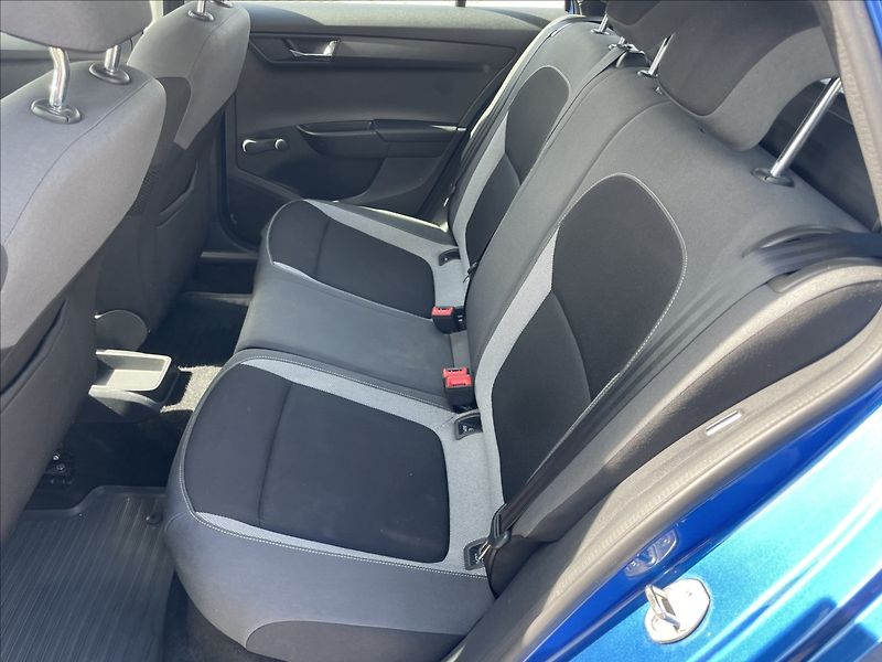 Škoda Fabia 1,2 TSi 66kw Ambiente Tažné Te - fotka 8 z 34