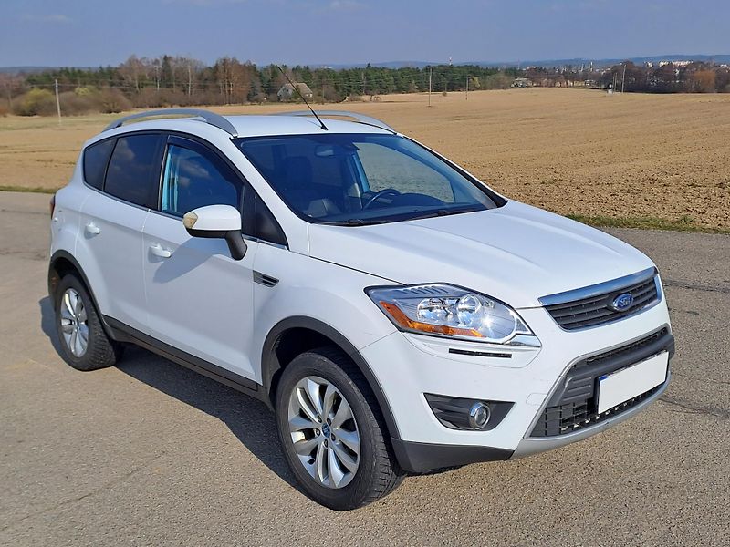 Ford Kuga (2009) 2.0 TDCi 4x4 PŮVOD ČR - fotka 3 z 31