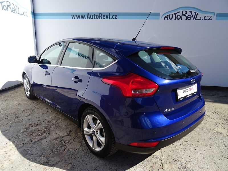 Ford Focus (2015) 1.0i,92kW,71tkm,klima,ALU - fotka 3 z 22
