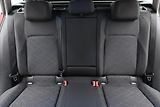 Volkswagen Golf 2,0 TDI 110 kW DSG Business Zá - náhled 26