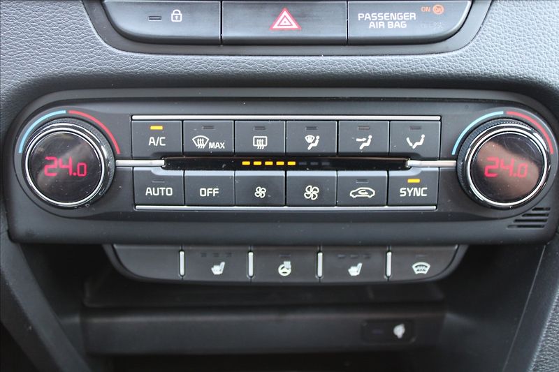 Kia ProCeed 1,5 T-GDI  1MAJ,DPH,GTLINE,JBL - fotka 22 z 41