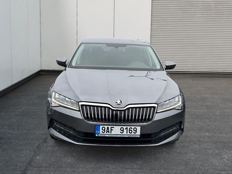 Škoda Superb (2022) AMBITION 2.0TDI 110kW DSG CZ - fotka 2 z 11
