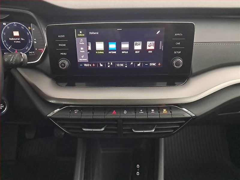 Škoda Octavia (2023) Ambition 2.0 TDI, ČR,1.maj - fotka 12 z 17