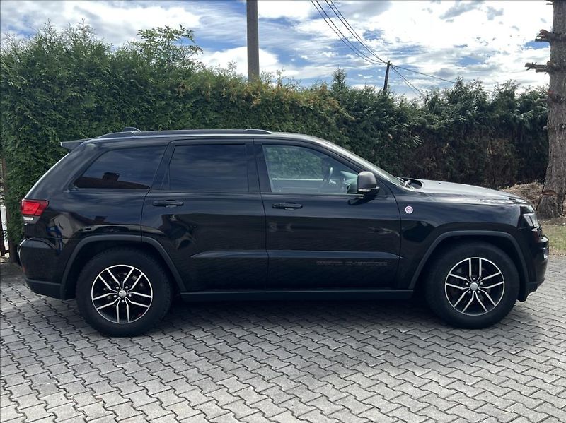 Jeep Grand Cherokee 3,0 CRD  TRAILHAWK AWD nové ČR - fotka 6 z 42