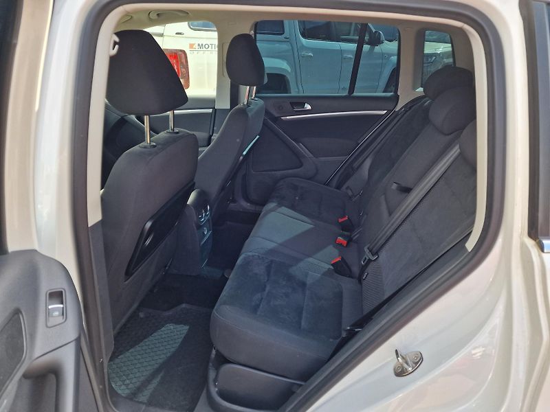 Volkswagen Tiguan 2,0TDI 103KW SPORT&STYLE  TAŽN - fotka 8 z 19