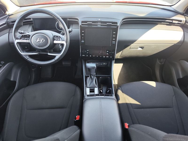Hyundai Tucson 1.6 T-GDI/110kW Smart DCT MHEV - fotka 12 z 30