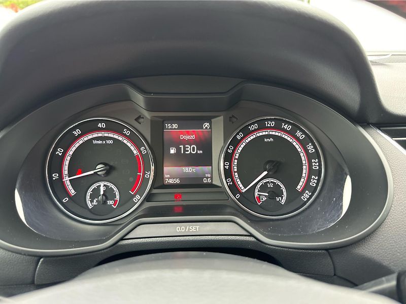 Škoda Octavia RS 2.0FSI 169KW - fotka 19 z 22