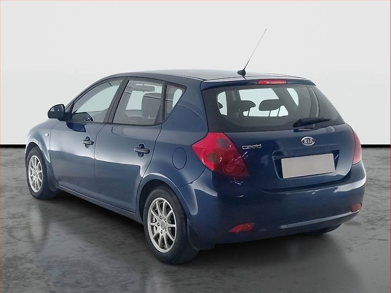 Kia Ceed (2009) 1.4 CVVT, nová STK, dobrý stav - fotka 4 z 16