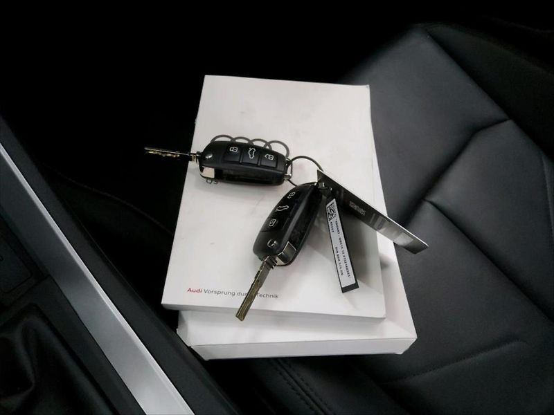 Audi Q3 2,0 TDI 147 KW QUATTRO - fotka 9 z 11