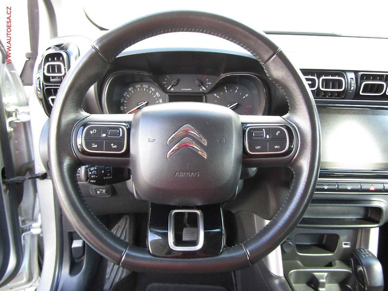 Citroën C3 Aircross (2018) 1.2PT, AC, tempo, park.asist - fotka 18 z 19