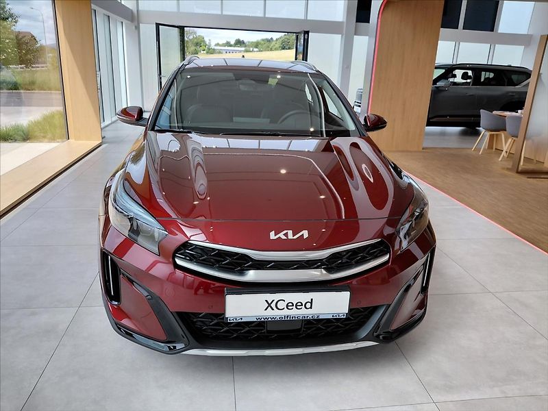 Kia XCeed (2026) 1,6   T-GDI 7DCT EXCLUSIVE - fotka 3 z 13