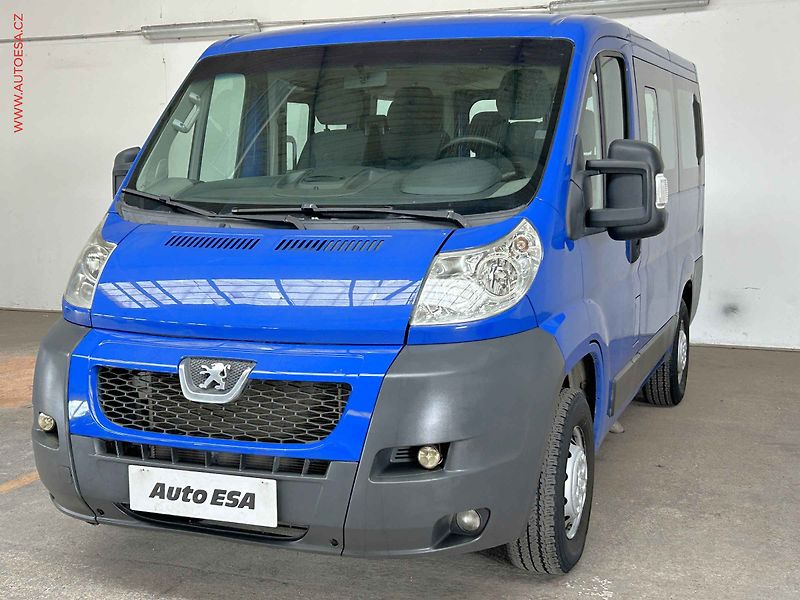 Peugeot Boxer (2007) 2.2HDi 6míst, AC, TZ, STK3/28 - fotka 3 z 14