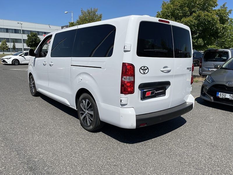 Toyota ProAce Verso 2.0D Business Com. odběr ihned - fotka 8 z 32