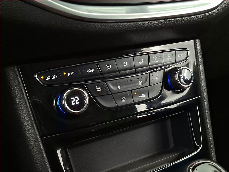 Opel Astra (2021) 1.5 CDTI, Automat, Tempomat - fotka 16 z 20