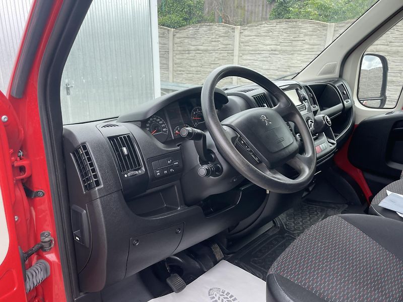 Peugeot Boxer 2.2HDi 120PS CZ DPH REZERVACE! - fotka 83 z 139