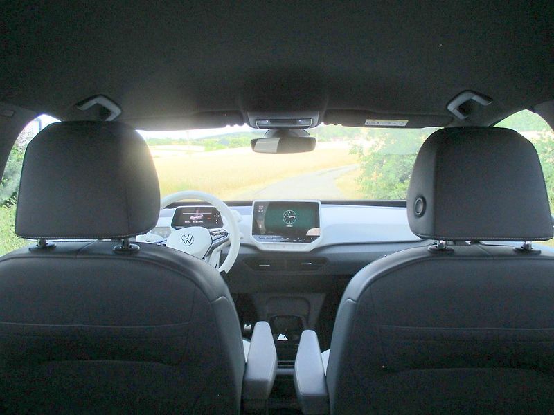 Volkswagen ID.3 PRO PERFOR 150kW (62kWh) 93TKM - fotka 41 z 51