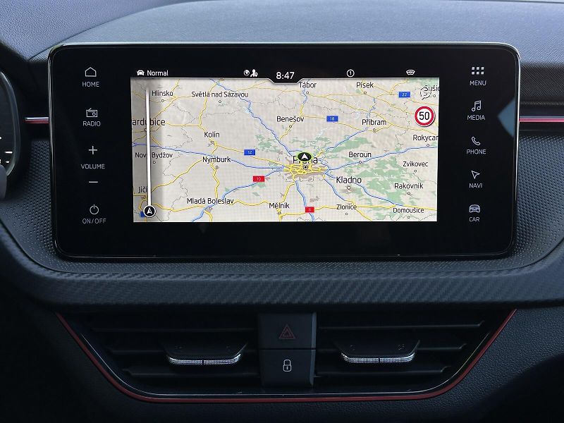 Škoda Scala 1.5TSi Monte Carlo 150PS NAVI - fotka 36 z 56