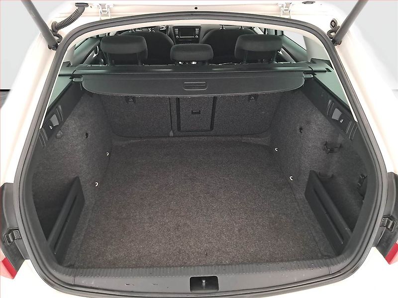 Škoda Octavia (2015) Style 1.6 TDI, Serv.kniha - fotka 14 z 18