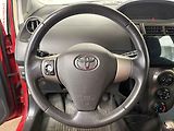 Toyota Yaris (2010) 1.0 i, ČR, STK10/28, AC - náhled 15