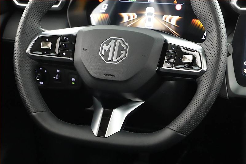 MG ZS (2026) 1.5 i, Elegance, Navigace - fotka 8 z 20