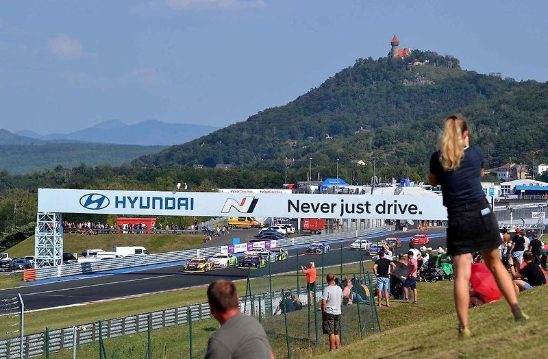 Martin Doubek v plné jízdě.