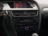 Audi A4 (2010) 2.0 TDI, nová STK - náhled 12