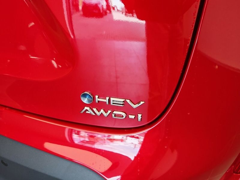 Toyota Yaris Cross 1.5 Hybrid 4x4 Style - fotka 8 z 41