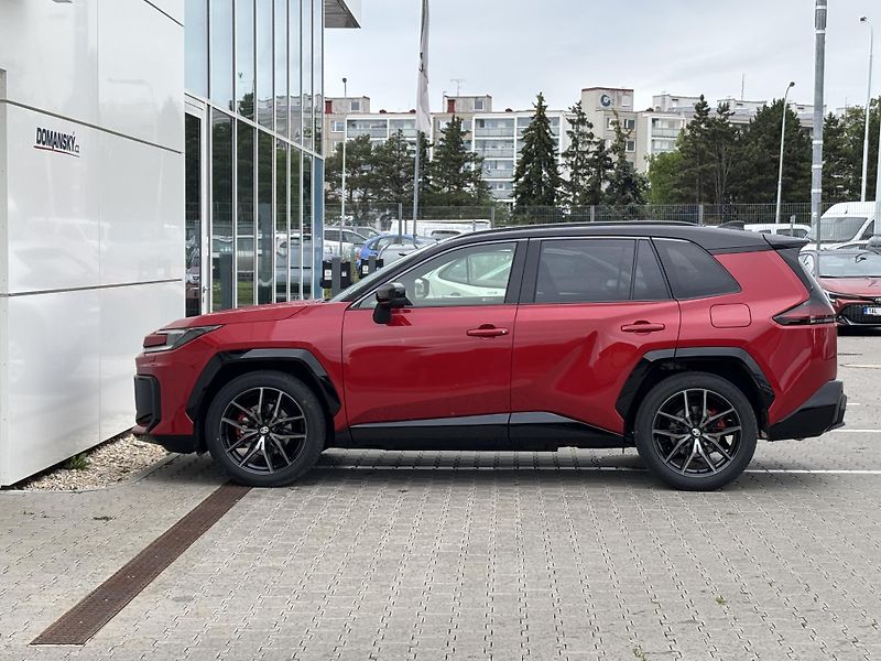 Toyota RAV4 (2026) GR SPORT 2,5 PHEV 4X4 AT - fotka 12 z 14