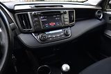 Toyota RAV4 2.2 D4-D AWD,XENONY,KAMERA,ČR - náhled 17