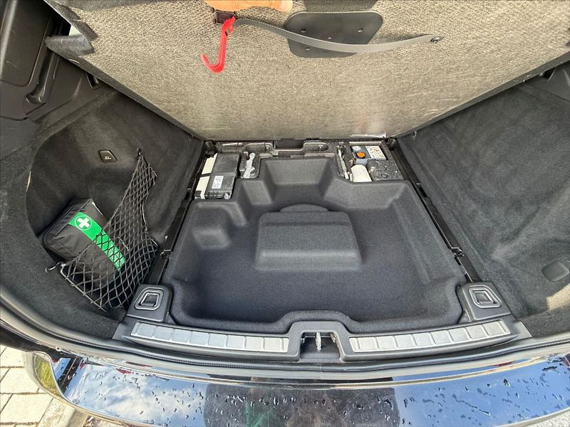 Volvo XC60 2,0 - fotka 16 z 62