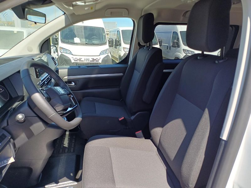 Fiat Scudo (2026) Ulysse Icon 2.2 MTJ 180k 8AT L - fotka 16 z 16