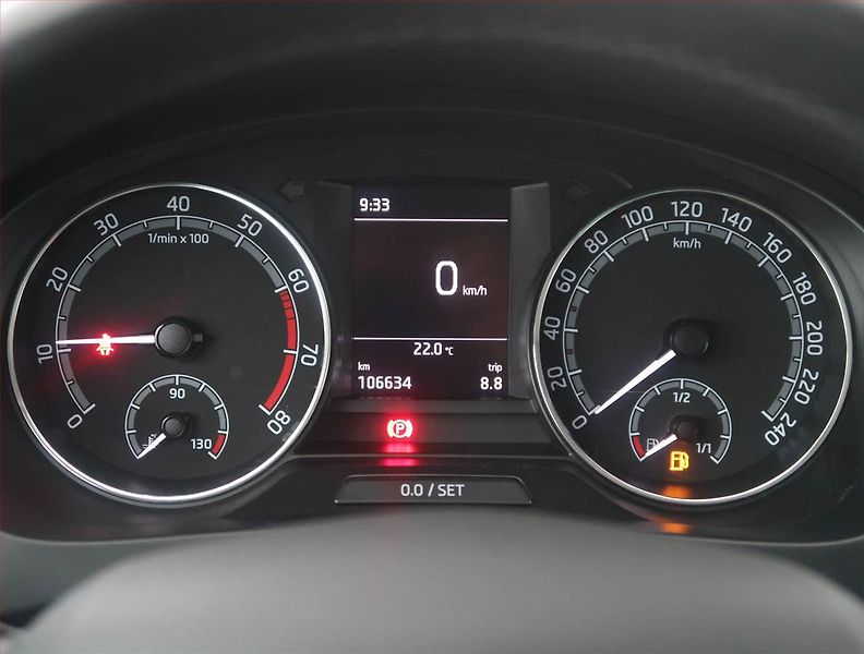 Škoda Rapid (2018) Elegance 1.0 TSI - fotka 11 z 14