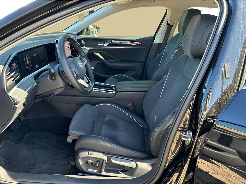 Volkswagen Passat Elegance 2.0 TDI 110 kW DSG Va - fotka 11 z 23