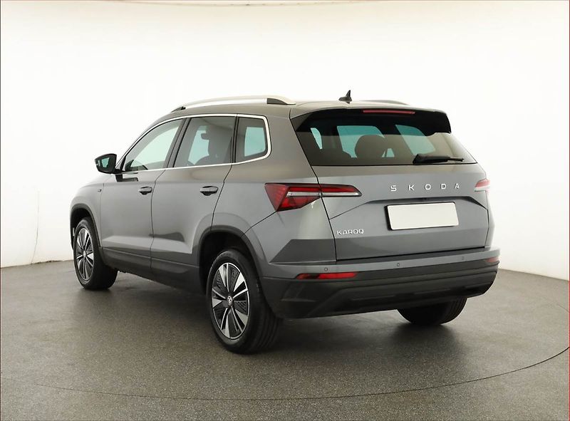 Škoda Karoq (2024) Drive 1.5 TSI - fotka 4 z 18