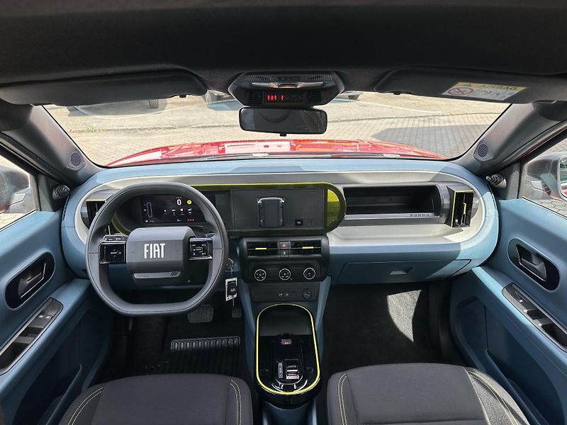 Fiat Grande Panda (2026) Pop 1,2T Hybrid 110k Automat - fotka 12 z 16