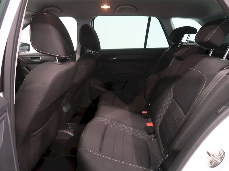 Škoda Fabia (2016) STYLE 1.2TSI 81KW DSG - fotka 15 z 37